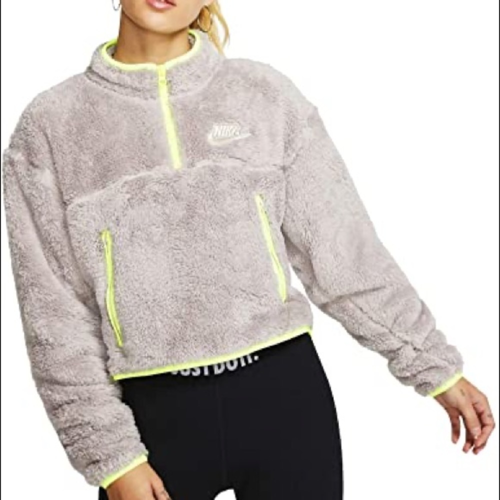 Nike Crop Sweatshirt